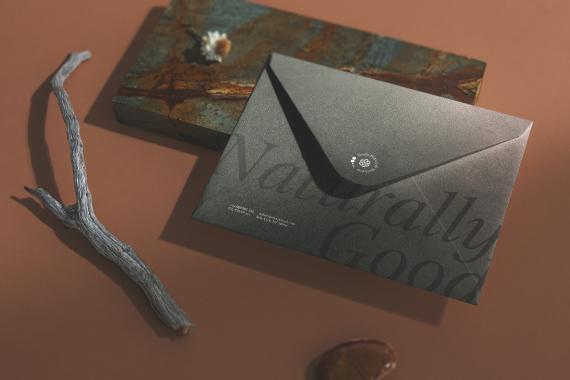 Nude Branding Mockup