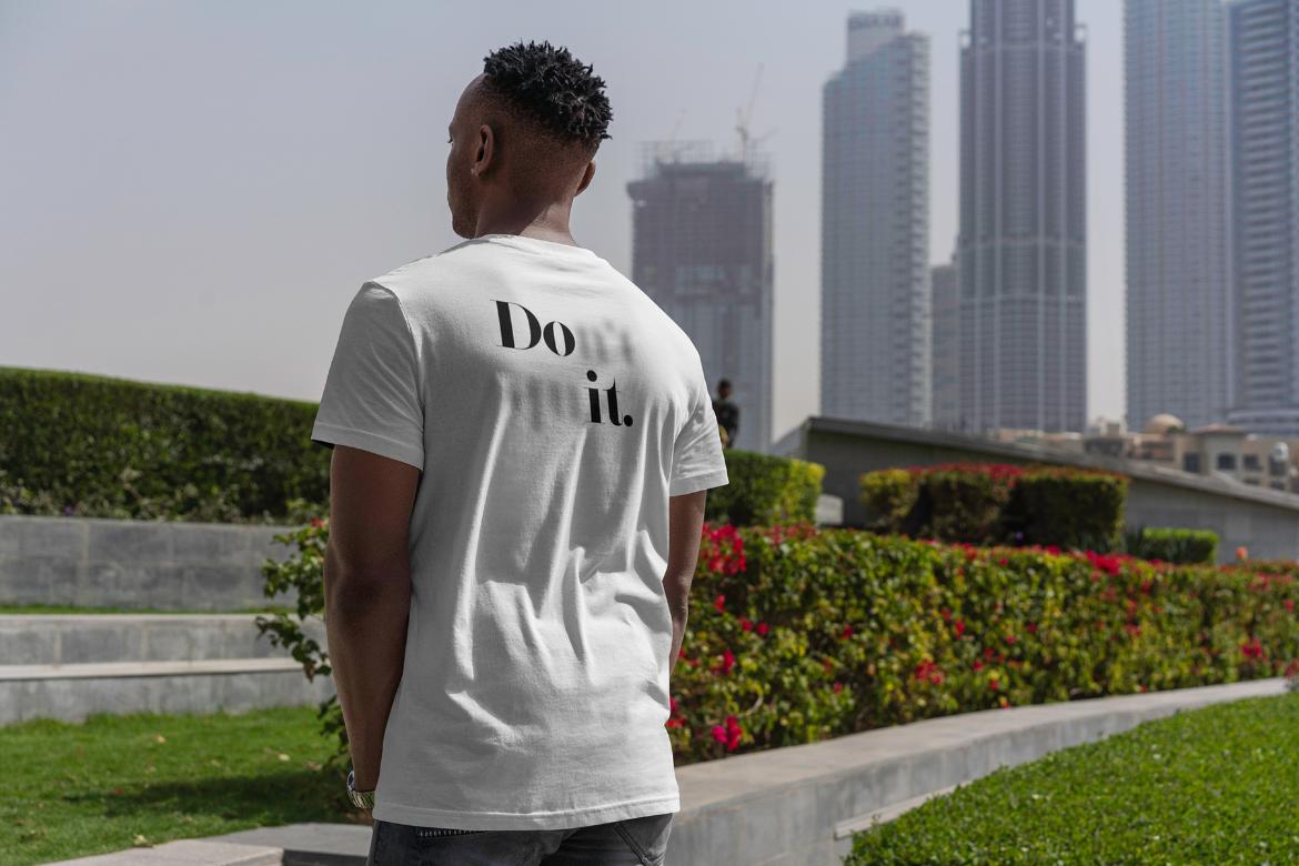 T-Shirt MockUp African Men