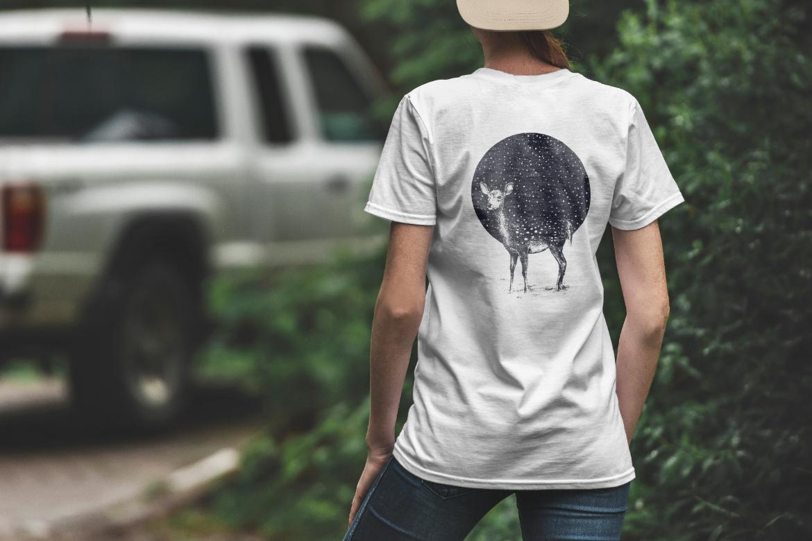 T-Shirt Mockup Female Model Adventure Scene 25