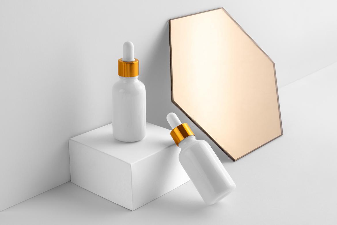 Serena Cosmetics Branding Mockup Scene 07