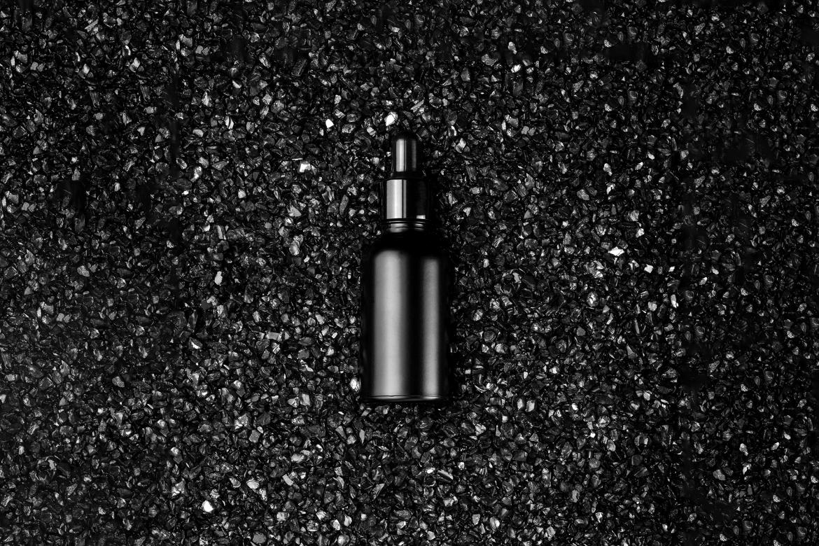Eclipse Dropper Bottle Cosmetics Mockup Scene 14