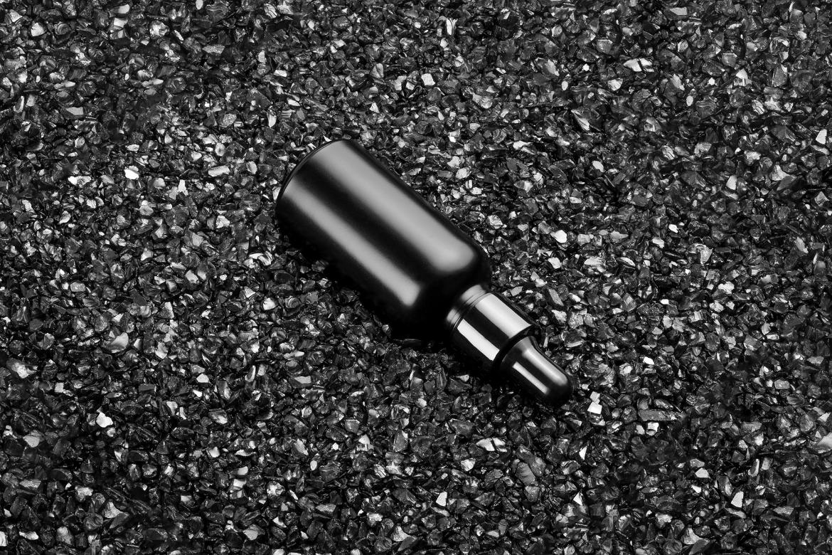 Eclipse Dropper Bottle Cosmetics Mockup Scene 15
