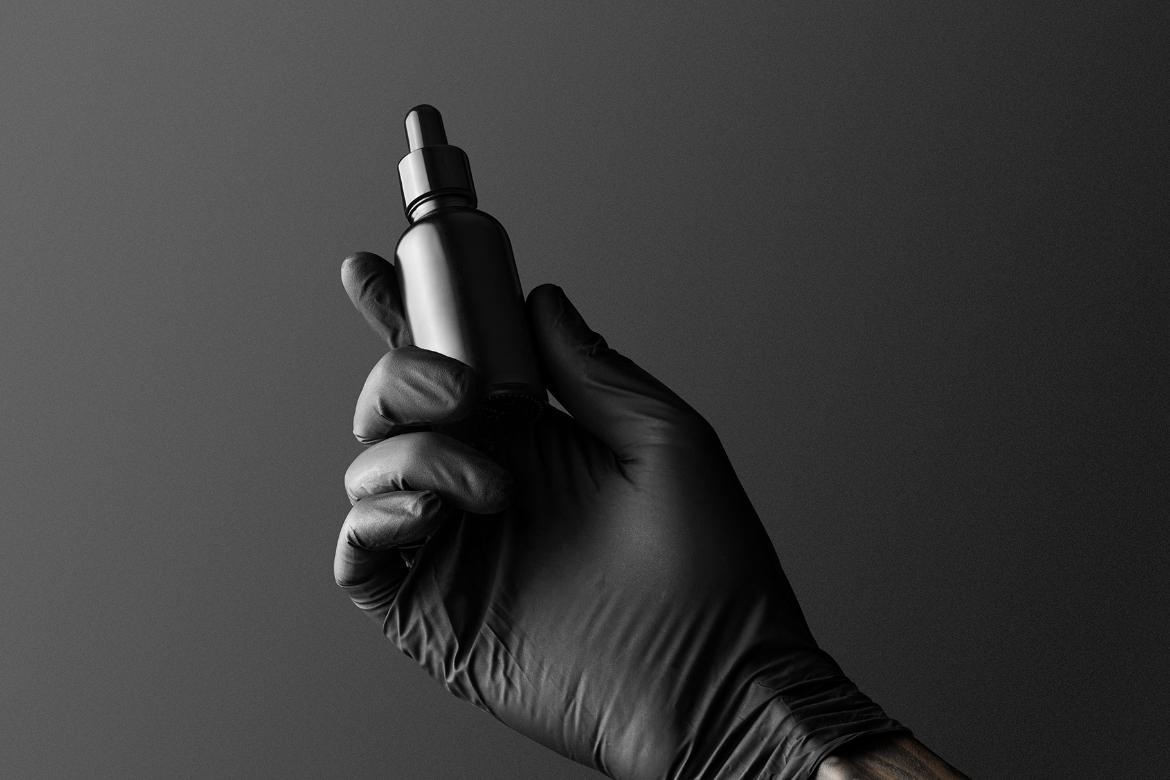 Eclipse Dropper Bottle Cosmetics Mockup Scene 20
