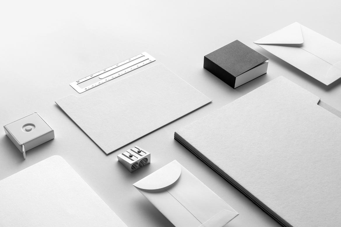 MNML Branding Stationery Mockup Scene 04