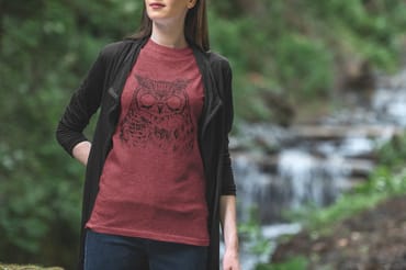T-Shirt Mockup Female Model Alpine Scene 09