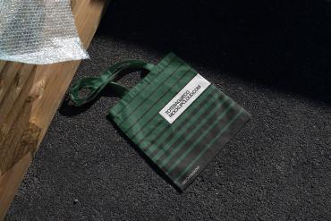 Tote Bag Branding Mockup Scene Raw-01-08