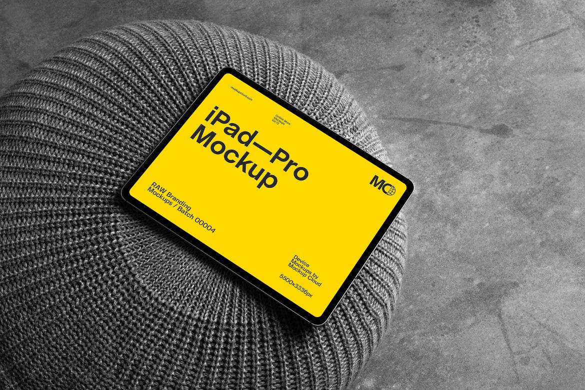 Raw Branding Mockups / Batch 00004