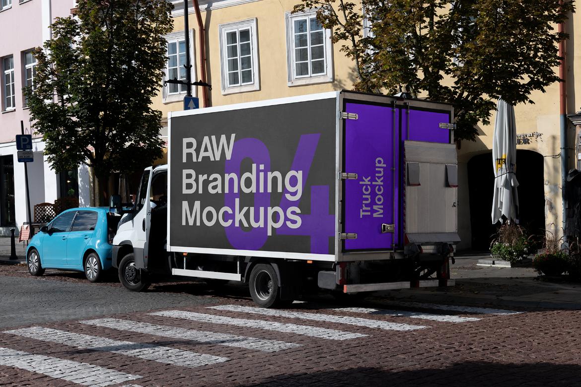 Raw Branding Mockups / Batch 00004