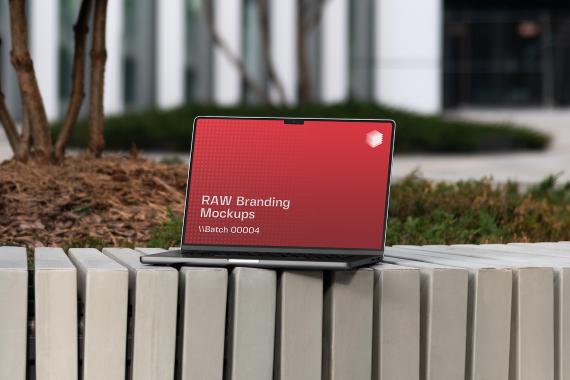 Raw Branding Mockups / Batch 00004
