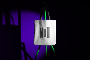 Tote Bag Mockup Scene / Null Series