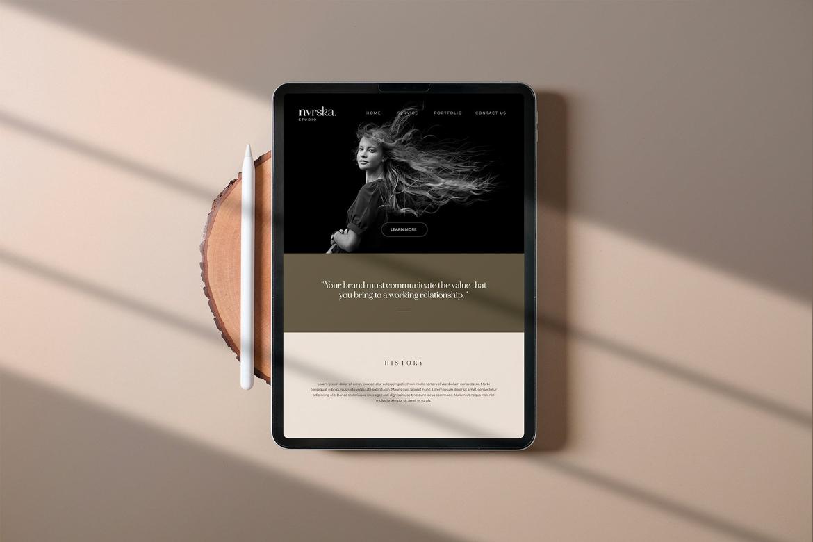 iPad Pro Photo Mockup #01