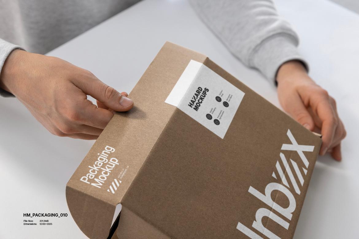 12x Unboxing Mockup Bundle