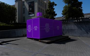 Pop-Up Banner Mockup Scene 0001 Brussels Series