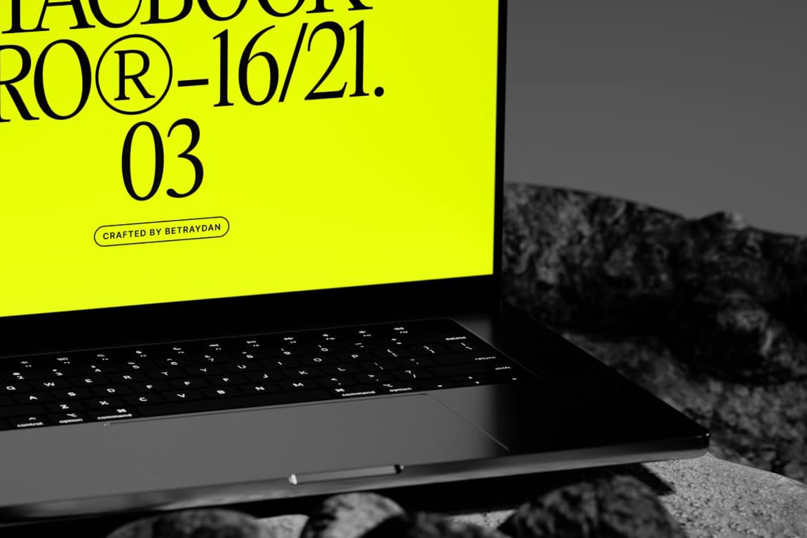 MacBook Pro - 03