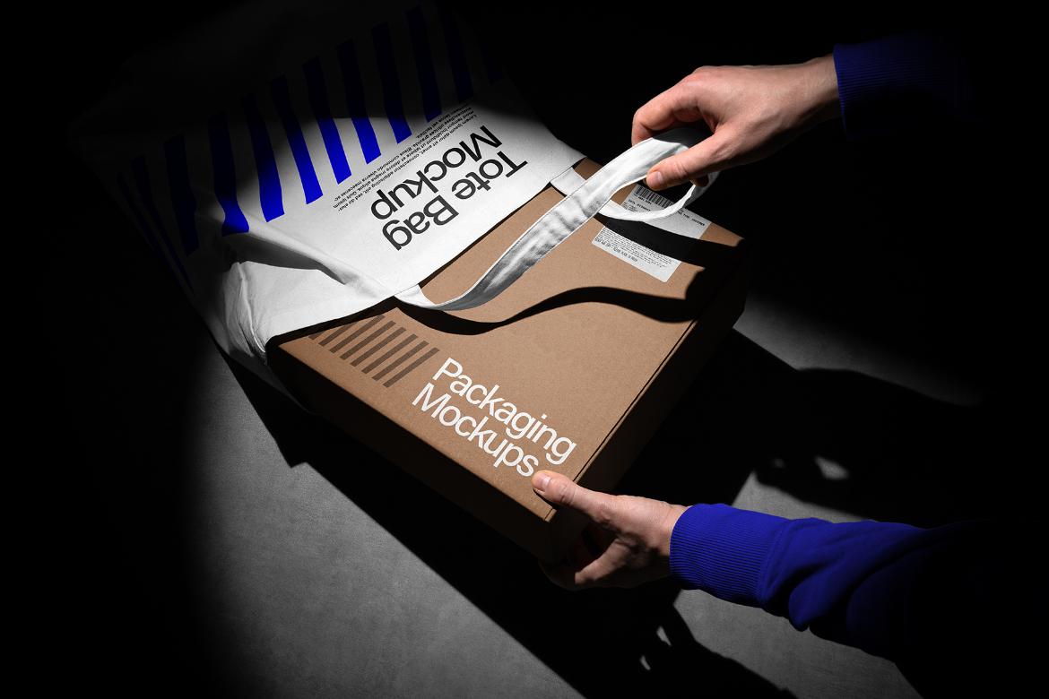 Box Packaging Mockup Scene 04