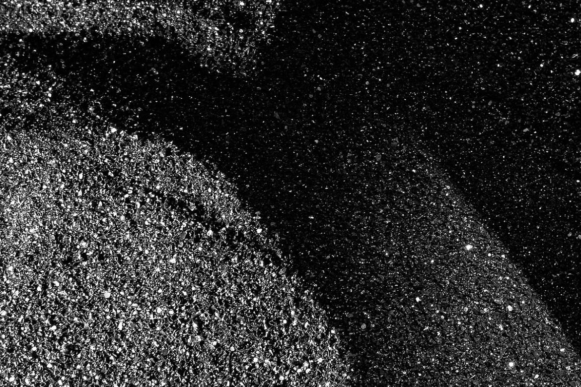 Black Sandy iPhone Mockup