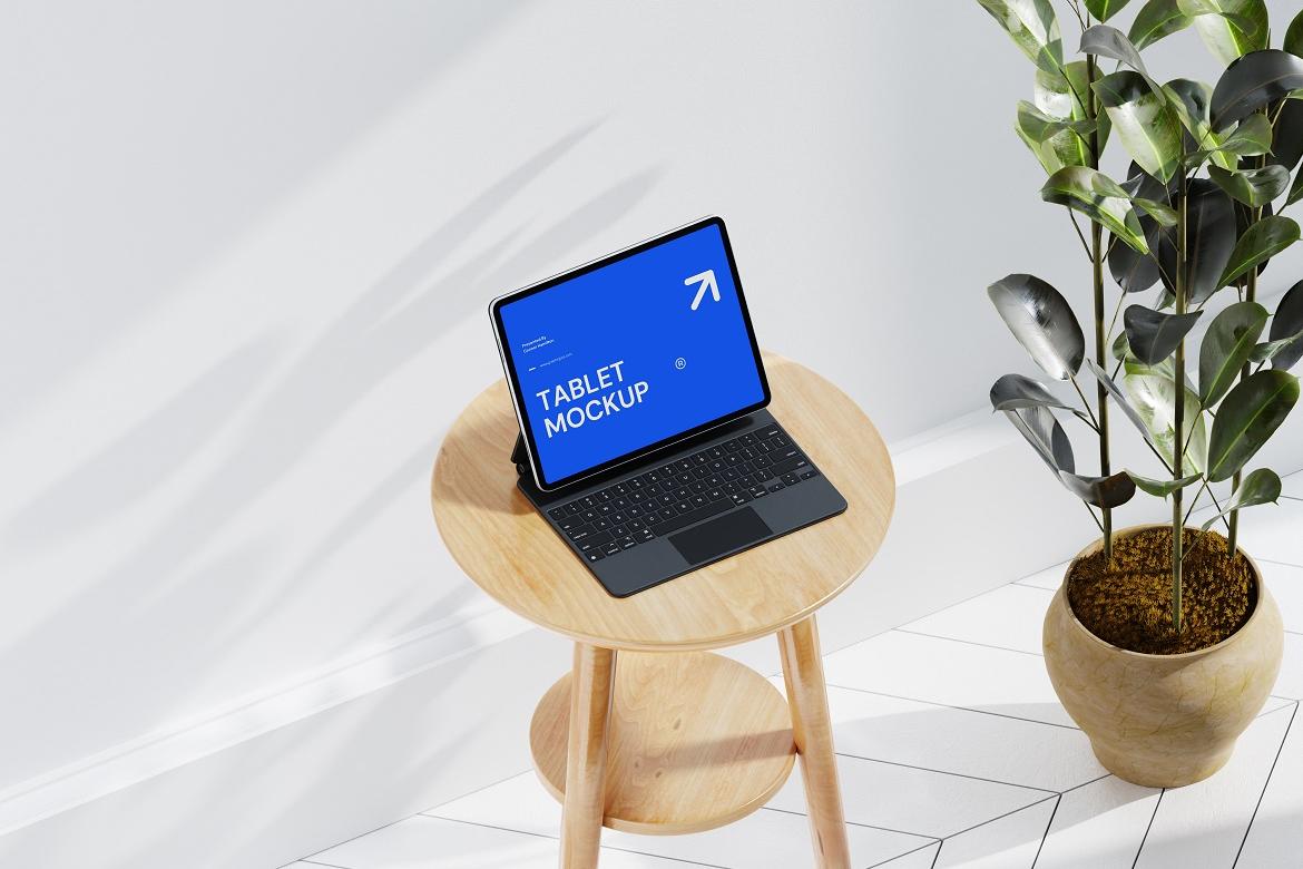 Presentation Tablet Mockup