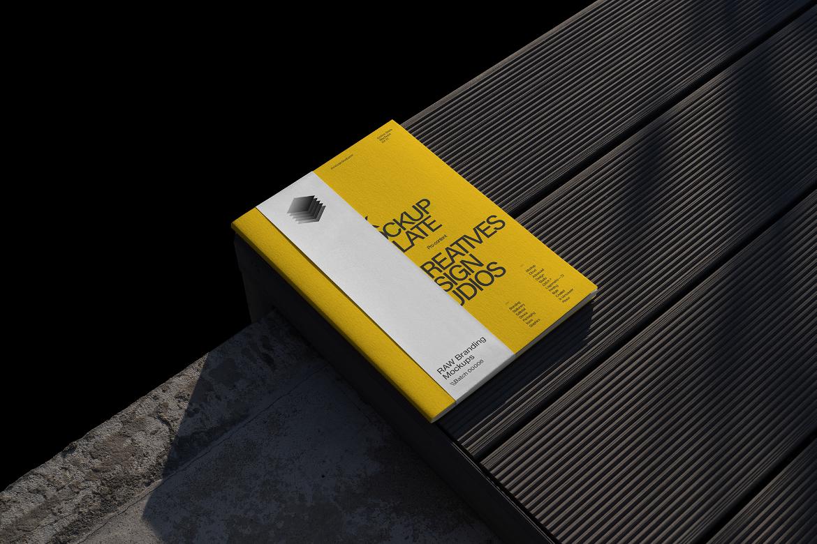 Brochure Mockup Scene Raw-06-02