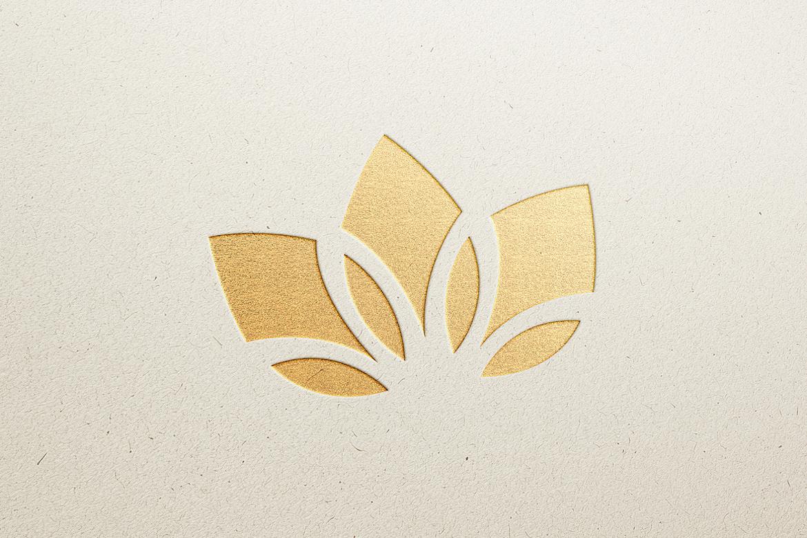 Golden Logo Mockup