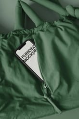 iPhone Mockup 03FM