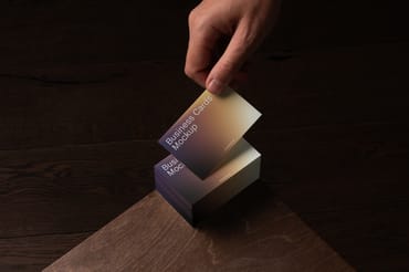 Free Business Cards Mockup / Oak Series