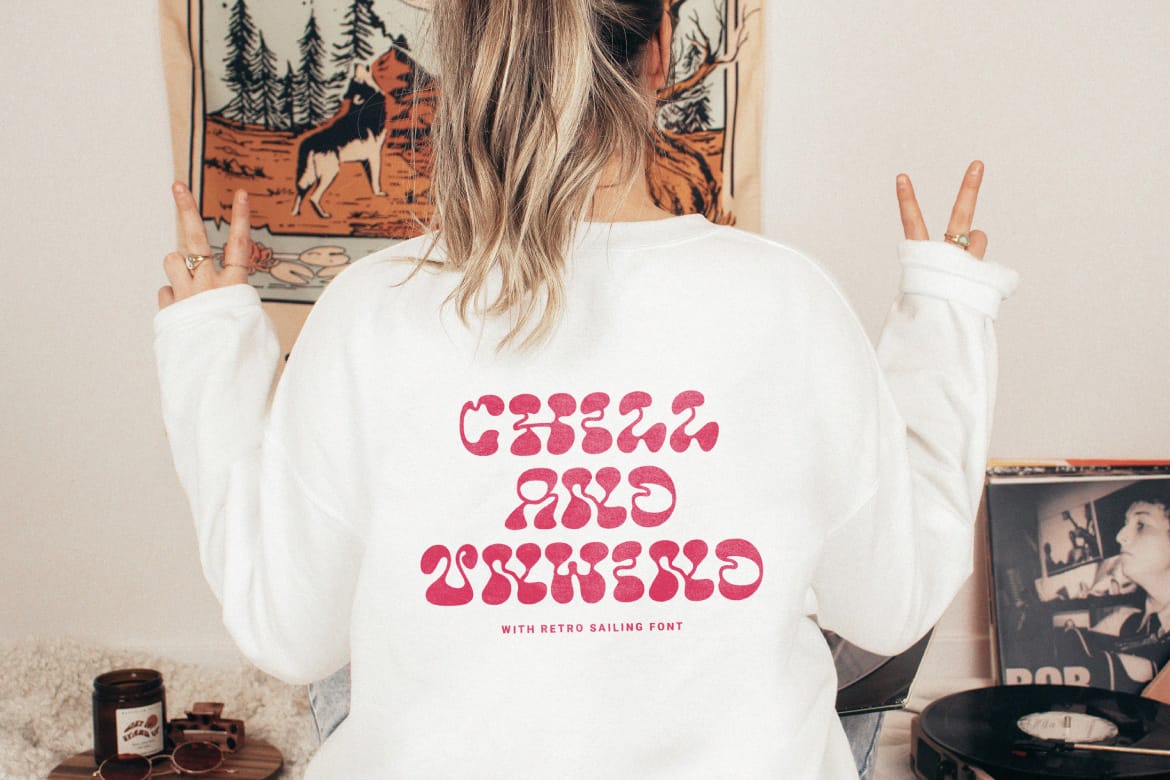 Retro Sailing – Weird Display Font