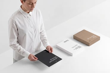 Branding Mockup / Deckle Series